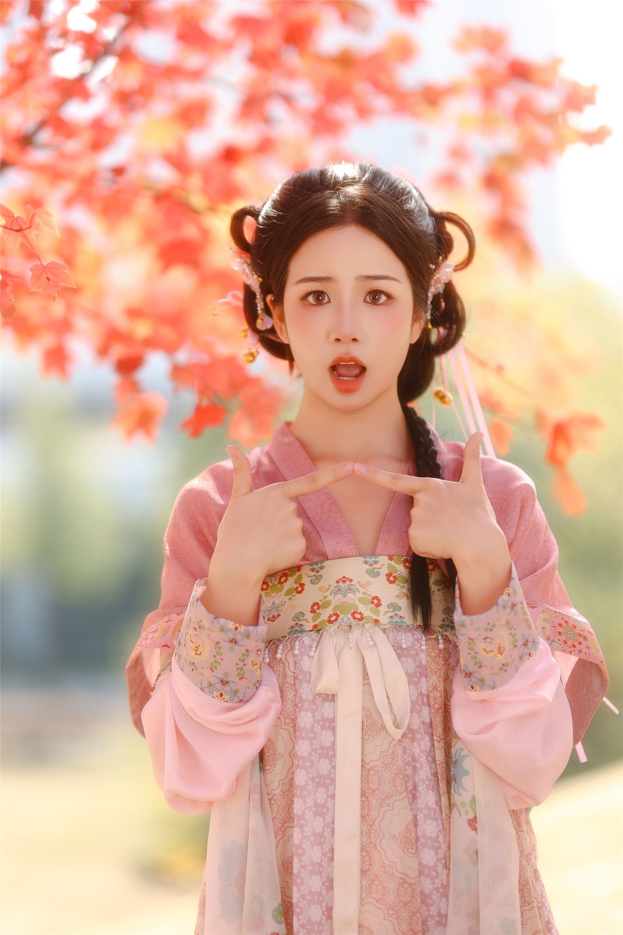 YITUYU艺图语 2025.01.21 枫叶少女 小杜同学